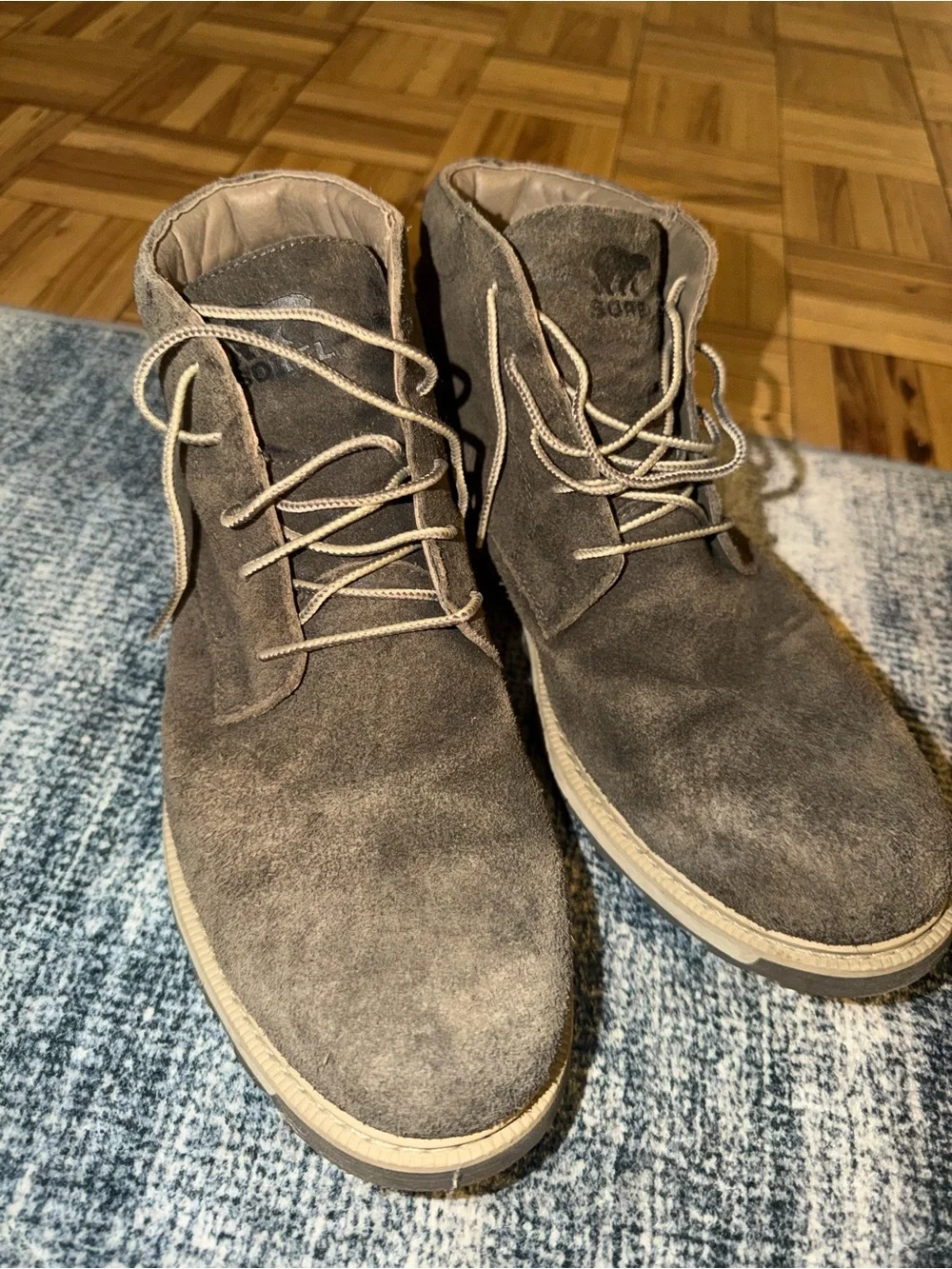 Sorel Men's Gray Suede Chukka Boots